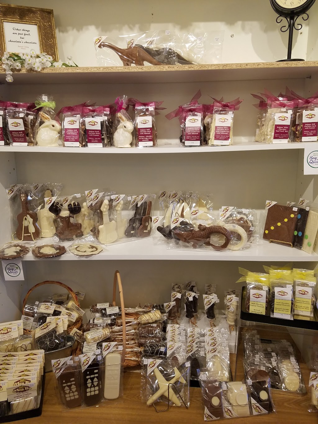 Mrs Bs Country Candy | 8 Loyalist Dr Unit #9, Brighton, ON K0K 1H0, Canada | Phone: (613) 475-5644