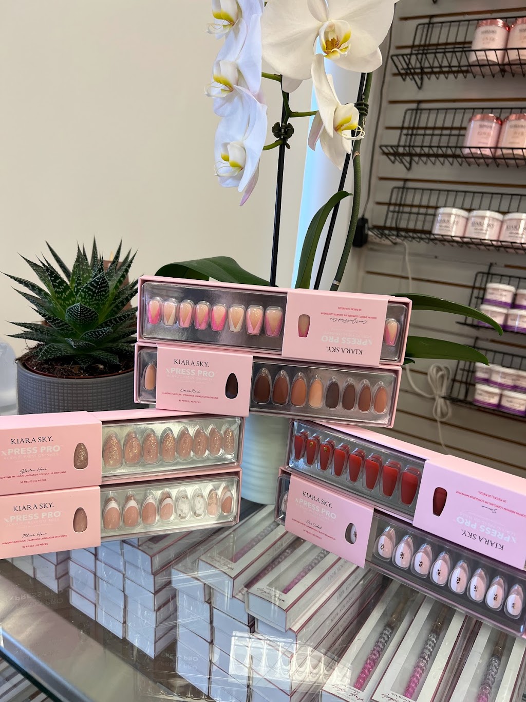 Toronto Nail & Beauty Supply - Kingston | Gardiners Town Centre, 500 Gardiners Rd Unit 5D, Kingston, ON K7M 7W9, Canada | Phone: (613) 384-0089
