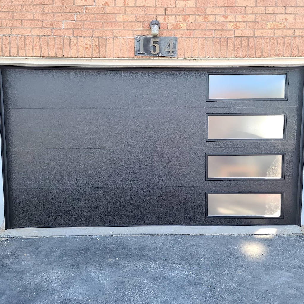 Markham Garage Door | 4 Isabella Peach Dr, Markham, ON L6C 1J4, Canada | Phone: (647) 370-1675