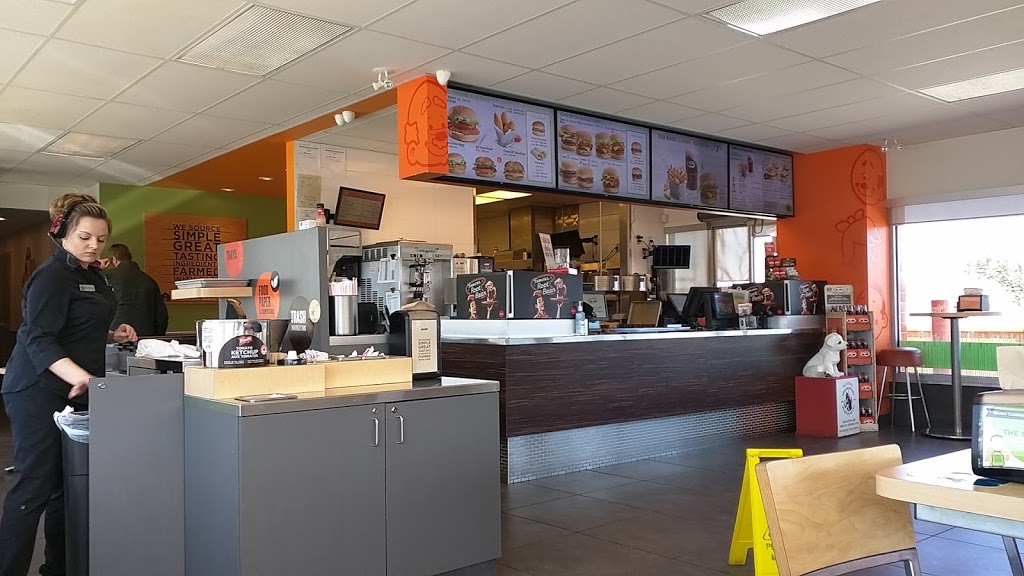 A&W Canada | 3011 Portage Ave, Winnipeg, MB R3K 0W4, Canada | Phone: (204) 885-7633