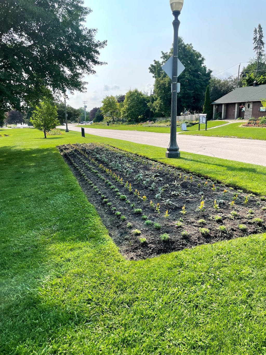 Kitchener Horticultural Society | 7 Floral Crescent, Kitchener, ON N2G 4N9, Canada | Phone: (519) 745-4669