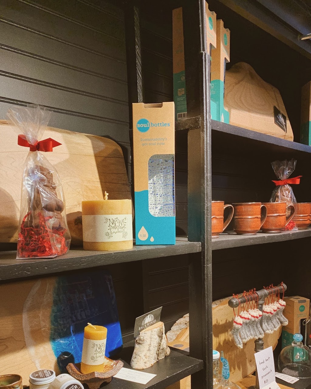 The Soggy Puffin | 11 King St Unit 7, Barrie, ON L4N 6B5, Canada | Phone: (705) 794-0638