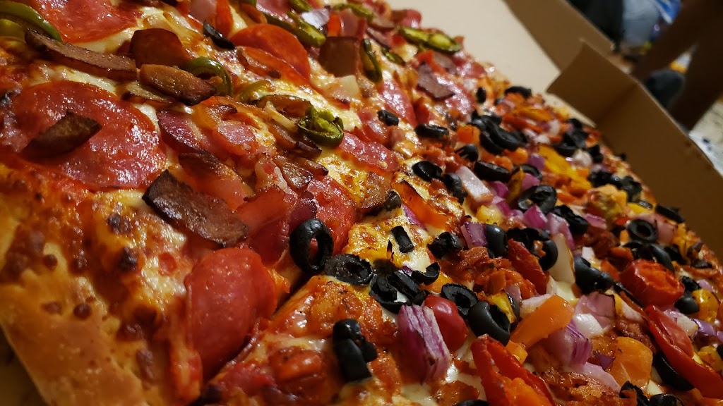 Lava Pizza & Wings | 876 King St W, Hamilton, ON L8S 4S6, Canada | Phone: (905) 525-6606