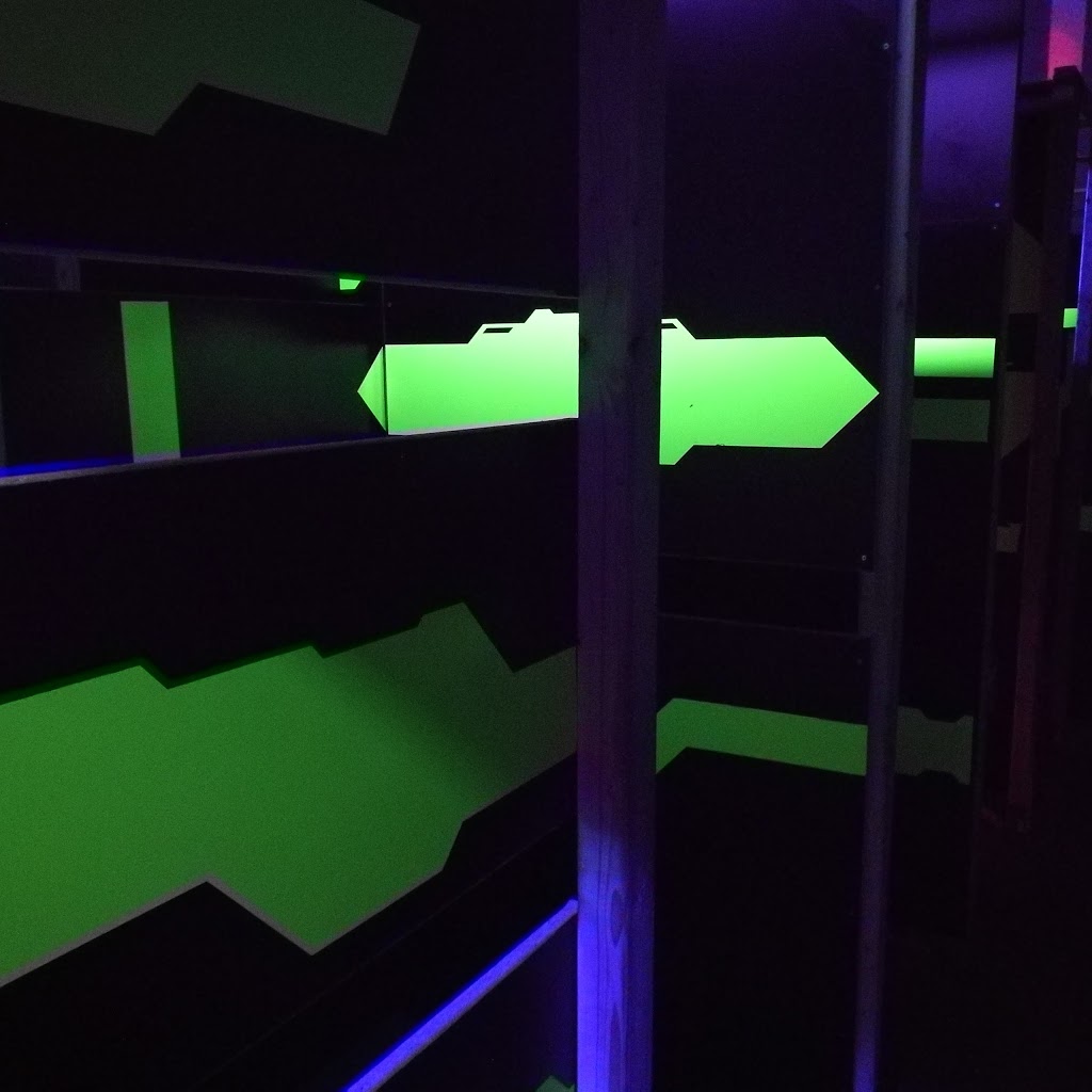 Laser Game Evolution DIX30 - Laser Tag | 9520 Boulevard Leduc #3, Brossard, QC J4Y 0B3, Canada | Phone: (450) 486-6486