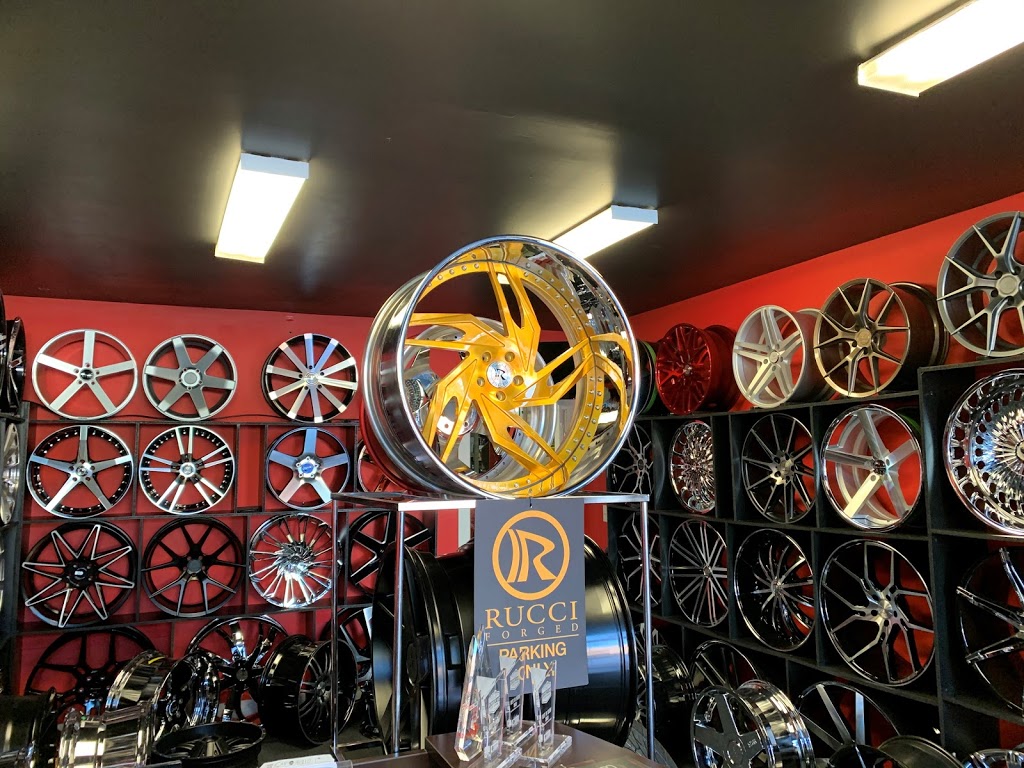 Cartrendz | 7580 Wagner Rd NW, Edmonton, AB T6E 5B2, Canada | Phone: (780) 758-6000