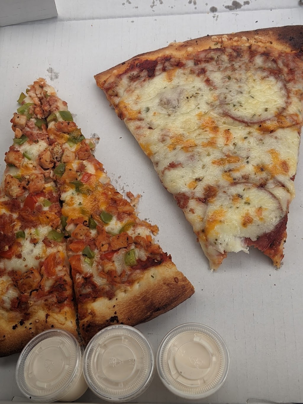 Pizzaholic | 3109 Palliser Dr SW, Calgary, AB T2V 4W5, Canada | Phone: (403) 457-8884