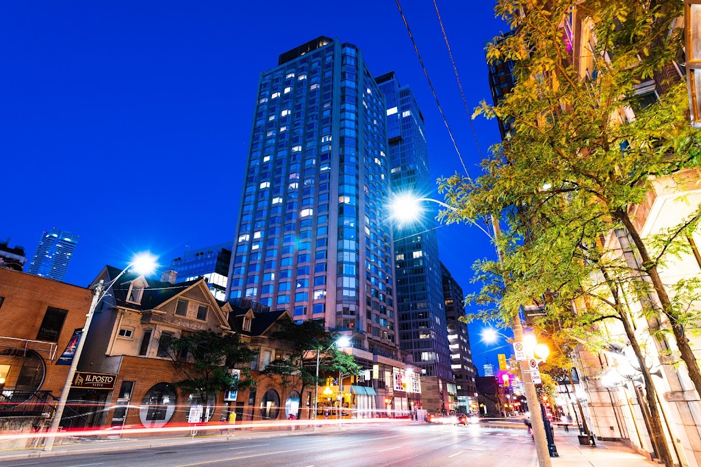 Yorkville Plaza Suites | 155 Yorkville Ave, Toronto, ON M5R 0B4, Canada | Phone: (416) 519-9465