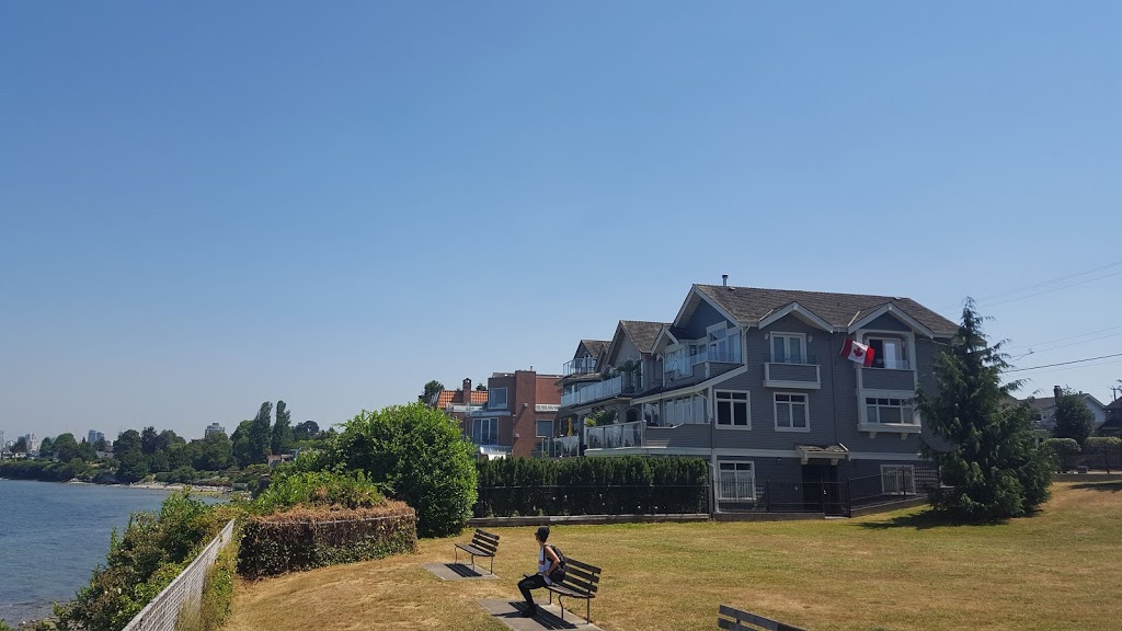 Point Grey Road Park | 3215 Point Grey Rd, Vancouver, BC V6K, Canada | Phone: (604) 873-7000