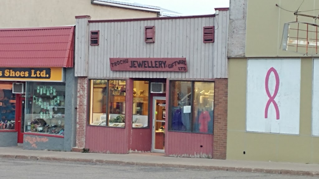 Trochu Jewellery & Gift Ware Ltd | 219 Main St, Trochu, AB T0M 2C0, Canada | Phone: (403) 442-3977