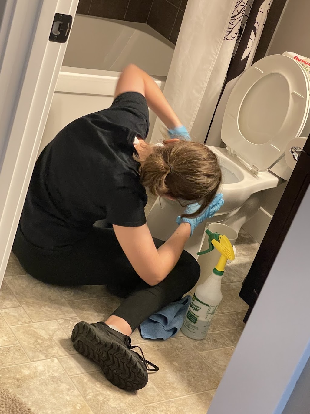 RRIS LTD CLEANING SERVICES | 973 Channelside Rd SW, Airdrie, AB T4B 3J4, Canada | Phone: (403) 852-6308