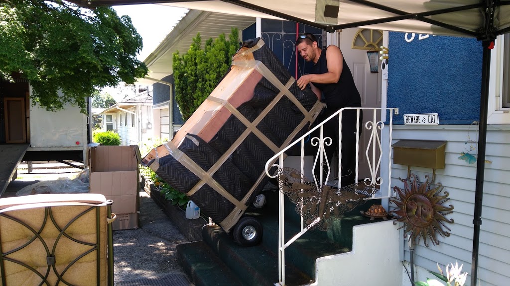 Moving Company Burnaby - Movers - Signature Moving | 306-7227 Balmoral St, Burnaby, BC V5E 1J6, Canada | Phone: (778) 325-6683