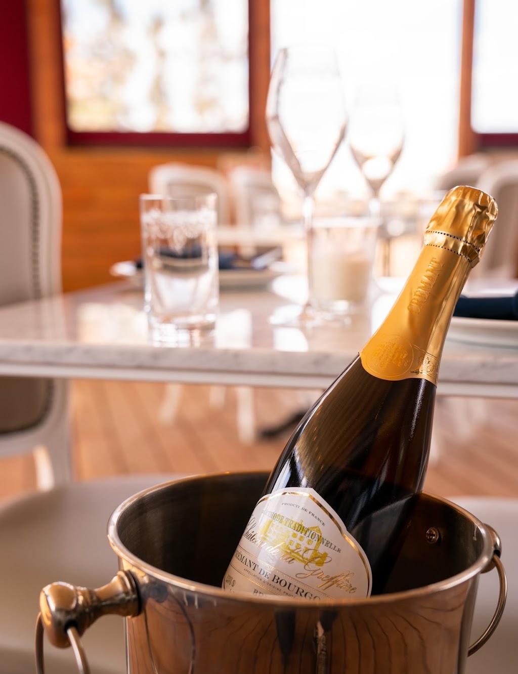 La Petite Iza | 10926 88 Ave NW 3rd floor, Edmonton, AB T6G 0Z1, Canada | Phone: (780) 435-0083