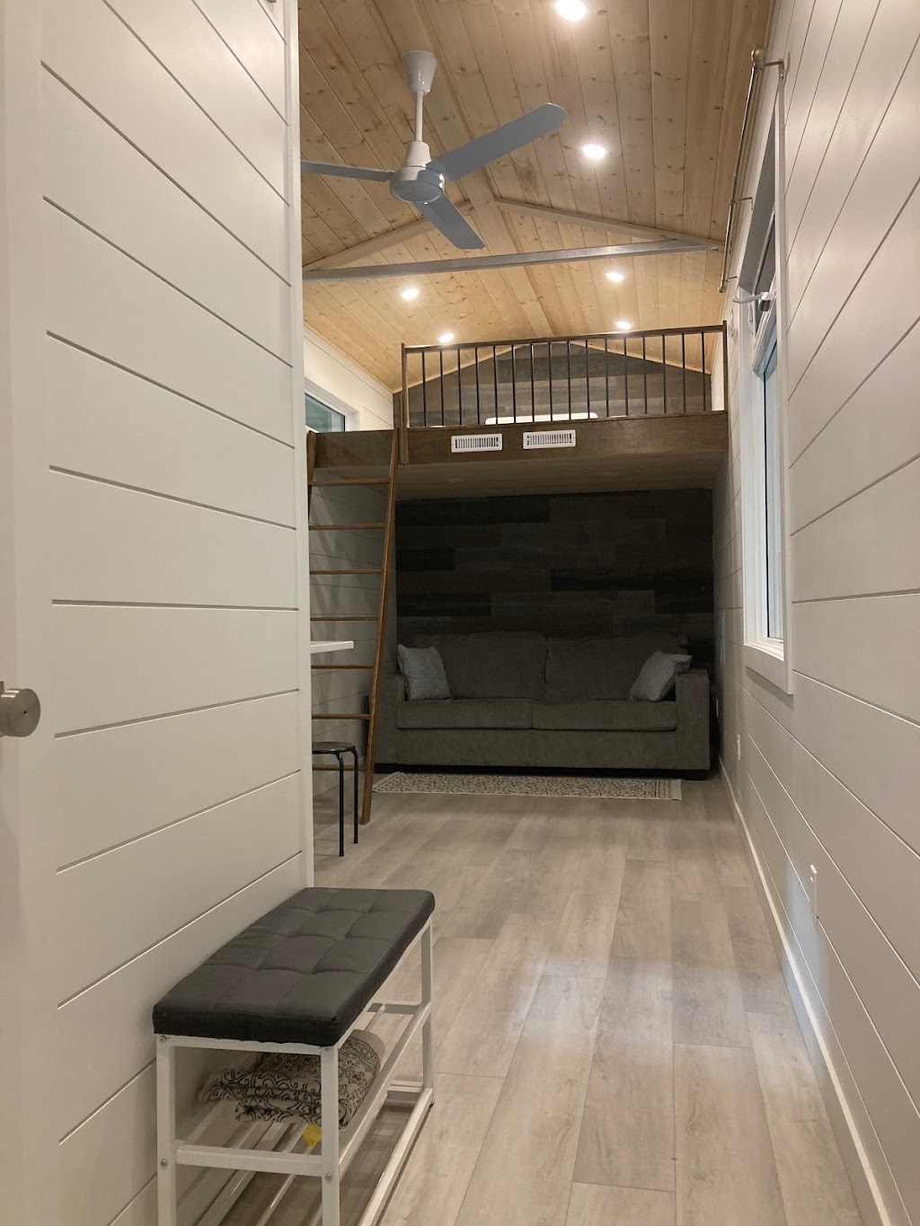 Precisiontinyhomes. LTD | Range Rd 151, Taber, AB T0K 1X0, Canada | Phone: (403) 510-8686