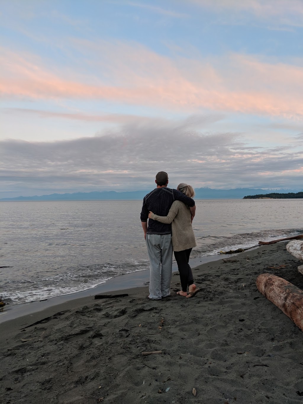 Parking lot Lagoon beach | 3384 Ocean Blvd, Victoria, BC V9C 1W7, Canada