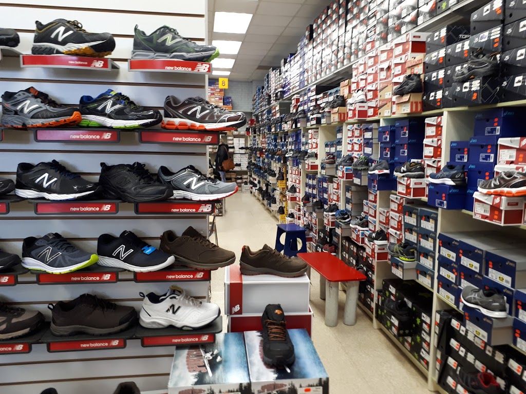 Chaussures Miracle | 564 Bd des Seigneurs, Terrebonne, QC J6W 1T4, Canada | Phone: (450) 471-1977