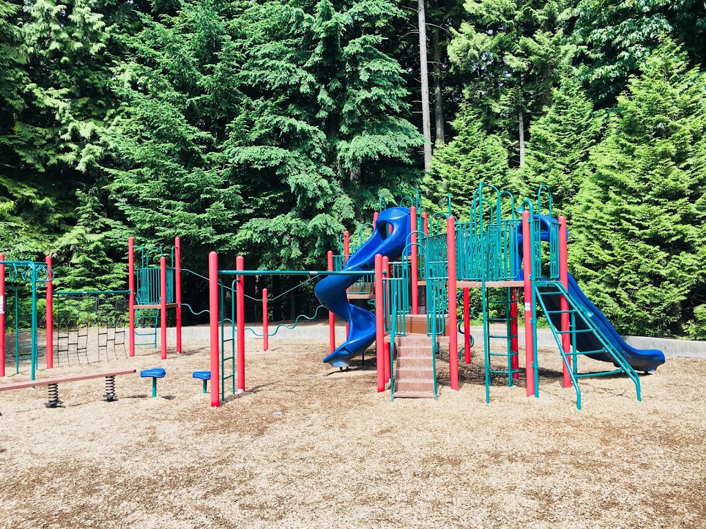 Hampton Park | 1760 Paddock Dr, Coquitlam, BC V3E 3N8, Canada | Phone: (604) 927-3000
