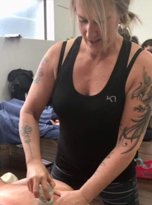 Nathalie Massothérapie | 241 Rue de la Volière, Sainte-Anne-des-Plaines, QC J5N 4K3, Canada | Phone: (438) 889-2474