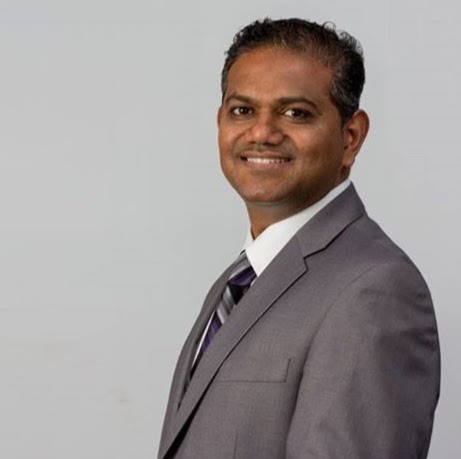 Hakeem Dental | 2250 Bovaird Dr E #105, Brampton, ON L6R 0W3, Canada | Phone: (905) 792-9922