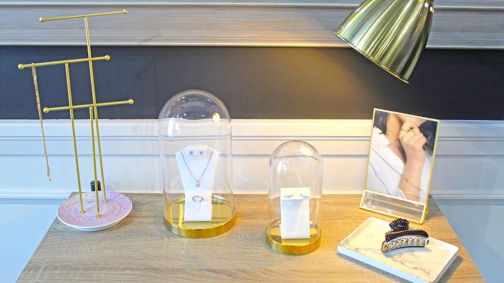 A&A Jewels Co. | 9665 Bayview Ave Unit 5, Richmond Hill, ON L4C 9V4, Canada | Phone: (905) 770-8800