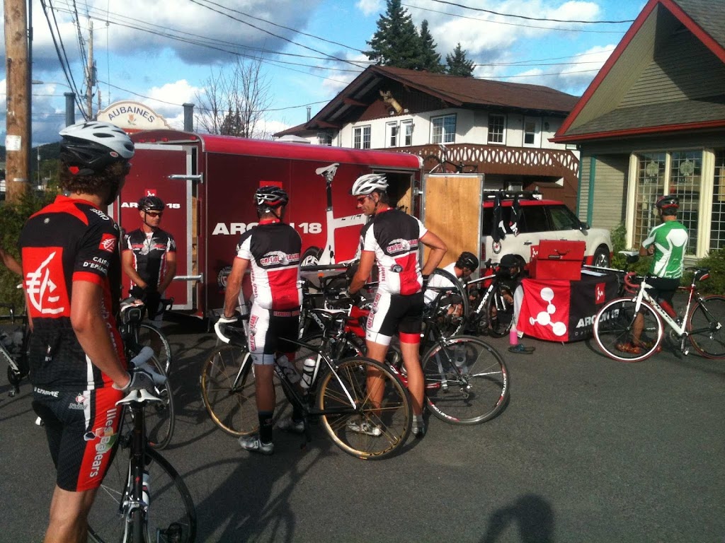 Espresso Sports - Saint-Sauveur | 394 Rue Principale, Saint-Sauveur, QC J0R 1R0, Canada | Phone: (450) 744-0149