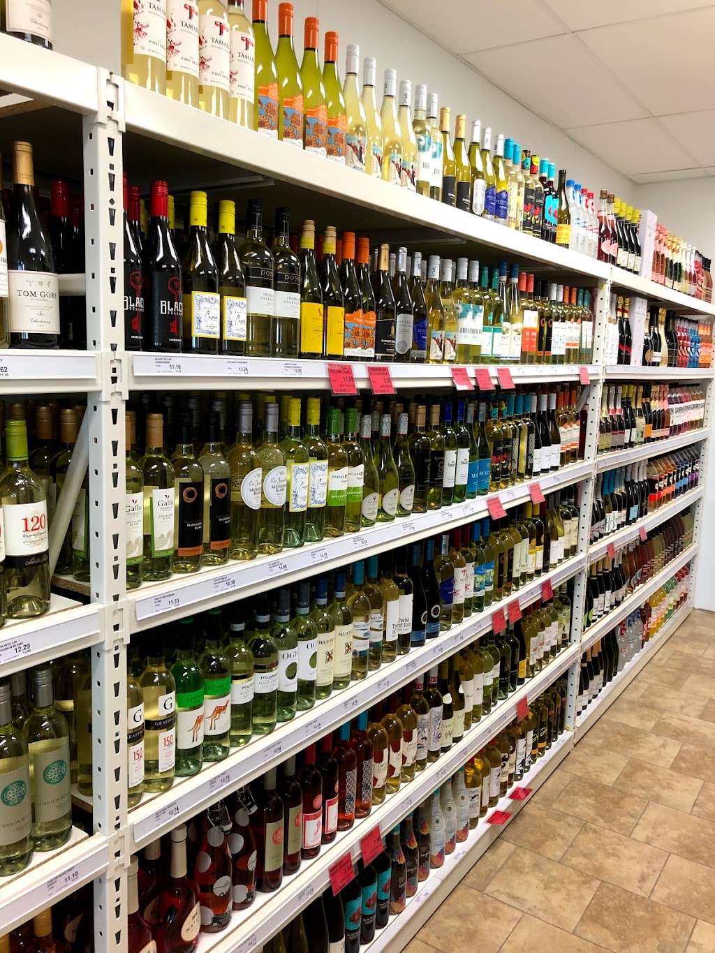 Kings Liquor & Wine | 10175 186 St NW, Edmonton, AB T5S 0G5, Canada | Phone: (780) 488-0029