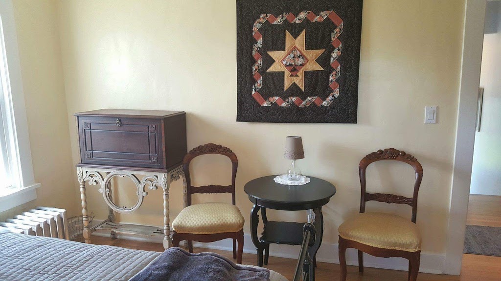 Wolf Ridge Guest House | 4981 Ridge Rd, Lockport, NY 14094, USA | Phone: (716) 479-1412