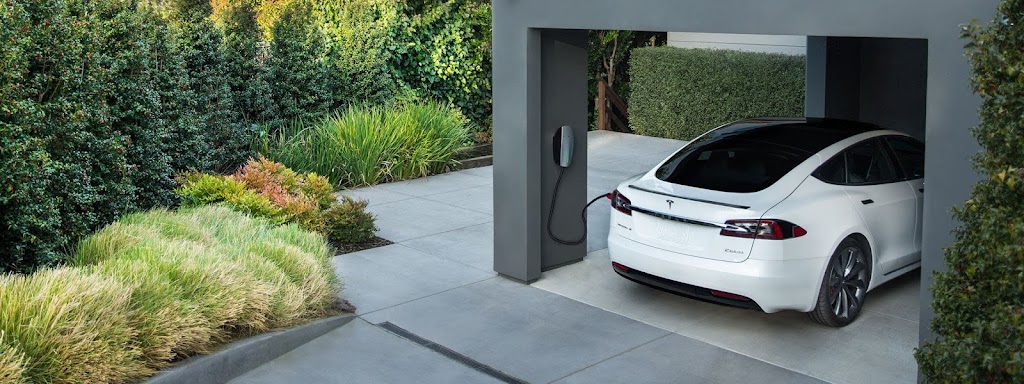 EZ-EV | 901 3rd St W #346, North Vancouver, BC V7P 3P9, Canada | Phone: (778) 833-3132
