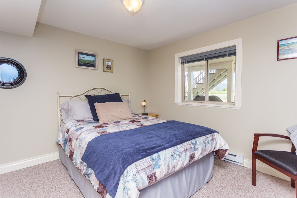 Overlander B&B | 3775 Overlander Dr, Kamloops, BC V2B 8M8, Canada | Phone: (250) 579-5762