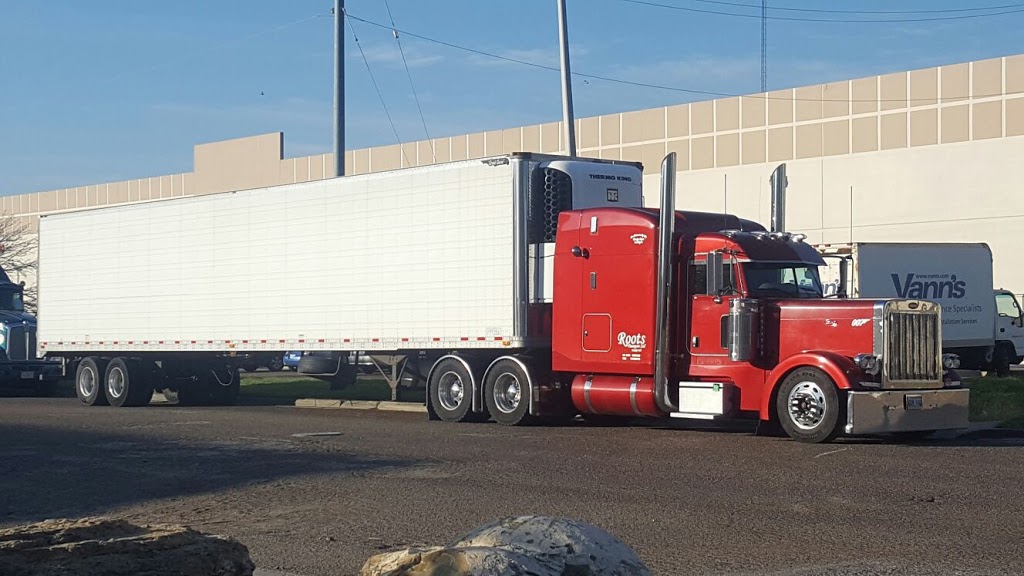 Roots Transport Ltd. | Box 685, Winkler, MB R6W 4A8, Canada | Phone: (204) 312-7447