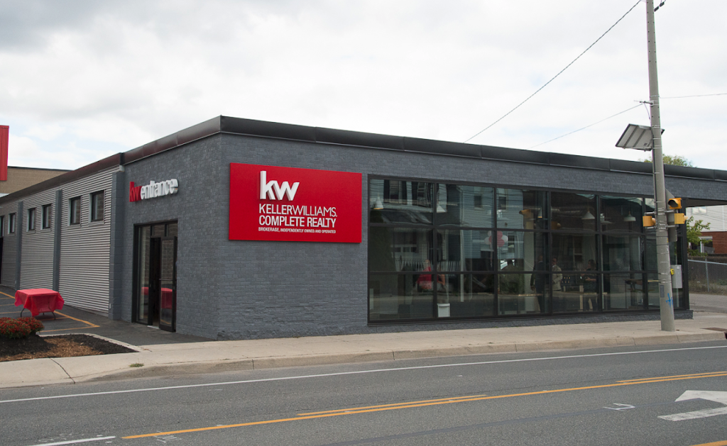 Davies Realty Group - Keller Williams Complete Realty | 1044 Cannon St E, Hamilton, ON L8L 2H7, Canada | Phone: (905) 308-8333