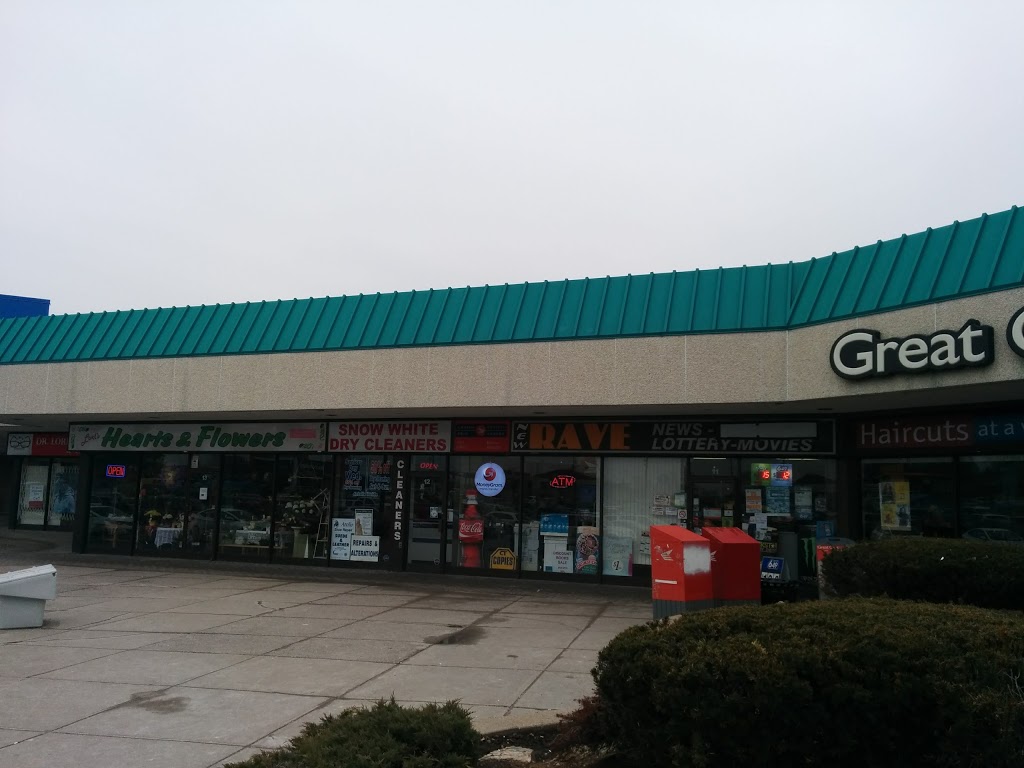 Kingsway Village Shopping Ctr | 1300 King St E, Oshawa, ON L1H 8J4, Canada | Phone: (905) 579-3325