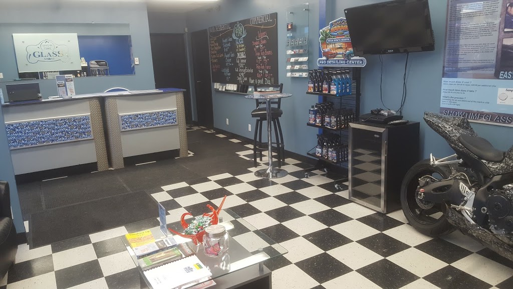 Showtime Glass Inc. | 3027 Millar Ave, Saskatoon, SK S7K 6G5, Canada | Phone: (306) 952-3580