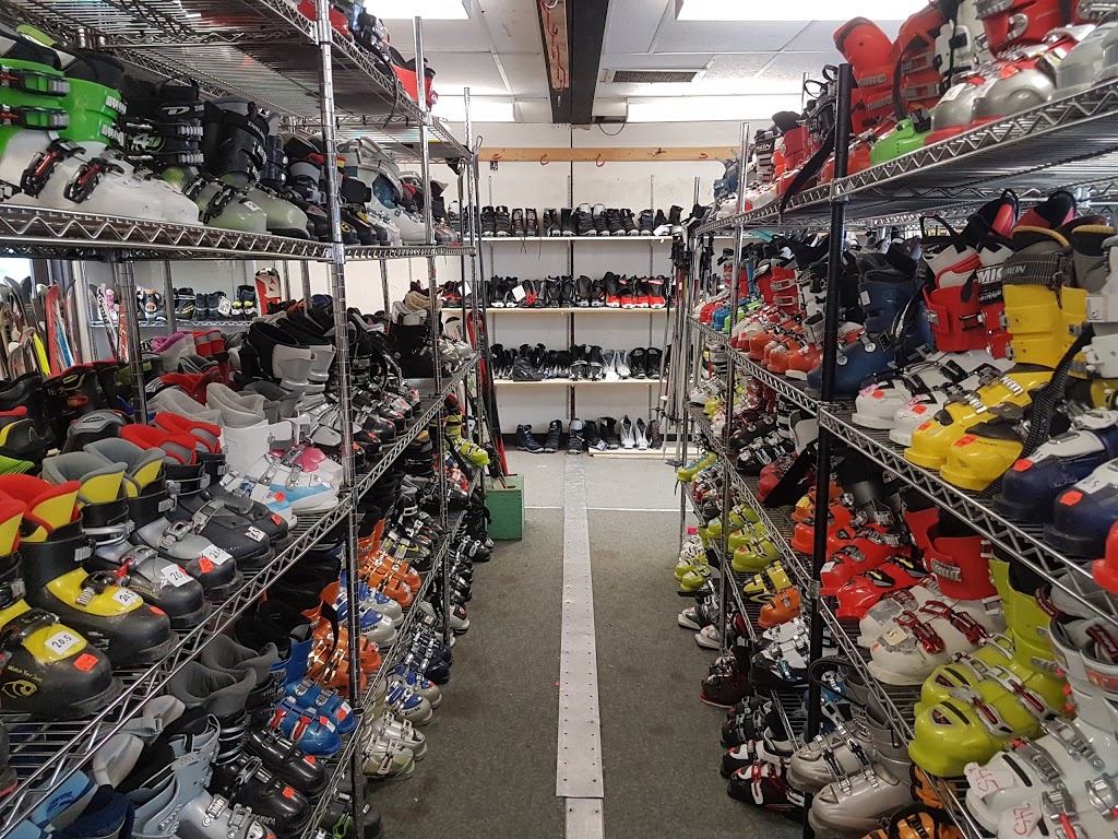 Kunstadt Sports | 462 Hazeldean Rd, Kanata, ON K2L 1V3, Canada | Phone: (613) 831-2059