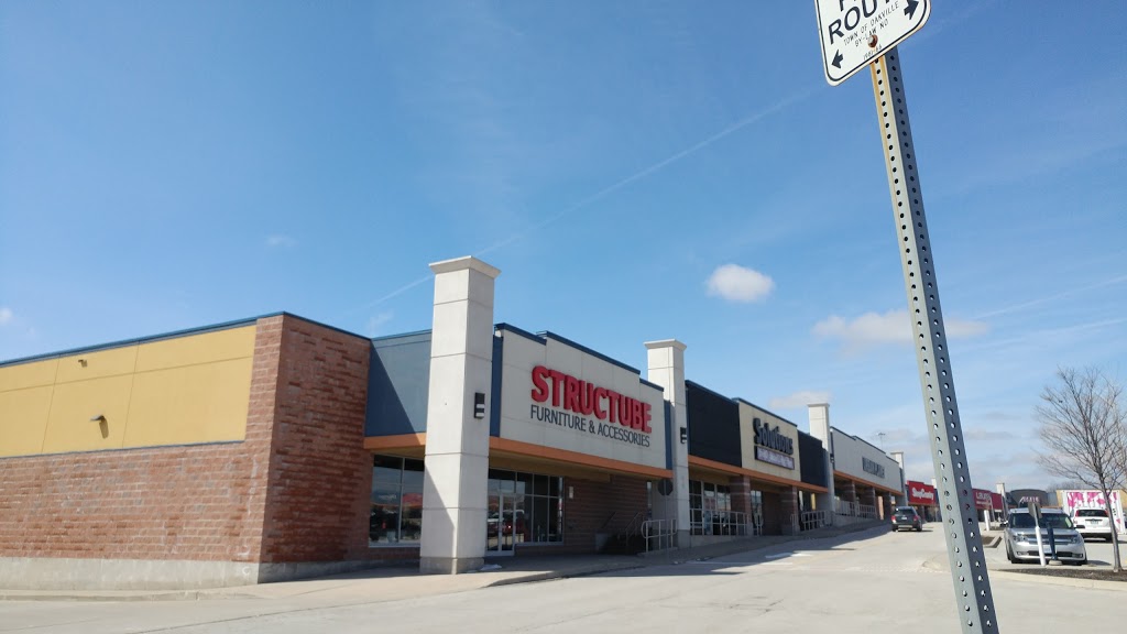 Structube | 3521 Wyecroft Rd Unit E3, Oakville, ON L6L 0B6, Canada | Phone: (905) 469-3544