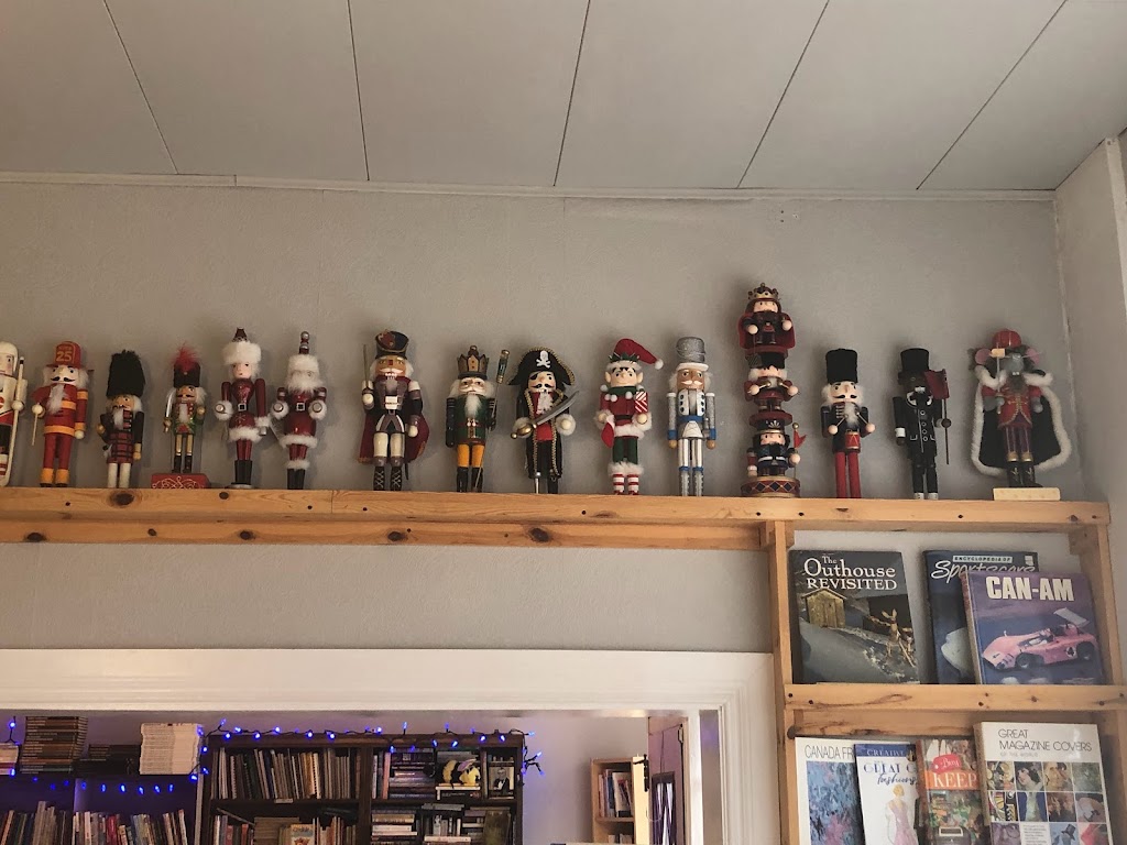 The Purple Platypus | 5003B 50 Avenue Main Street, Castor, AB T0C 0X0, Canada | Phone: (403) 741-7807