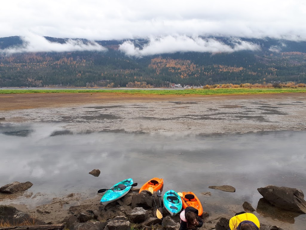 Rogers Creek Retreat Ltd. | 8291 Highway, BC-97A, Mara, BC V0E 2K0, Canada | Phone: (250) 306-6567