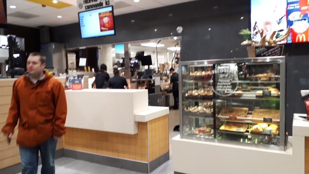 McDonalds | 8025 Boulevard du Quartier, Brossard, QC J4Y 0N6, Canada | Phone: (450) 462-3580