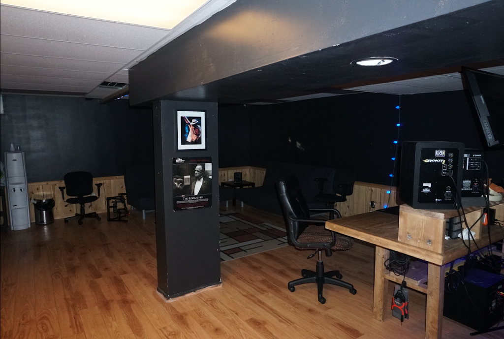 Capital Studios | 2736 Wyldewood St, Gloucester, ON K1T 2R6, Canada | Phone: (613) 302-0211