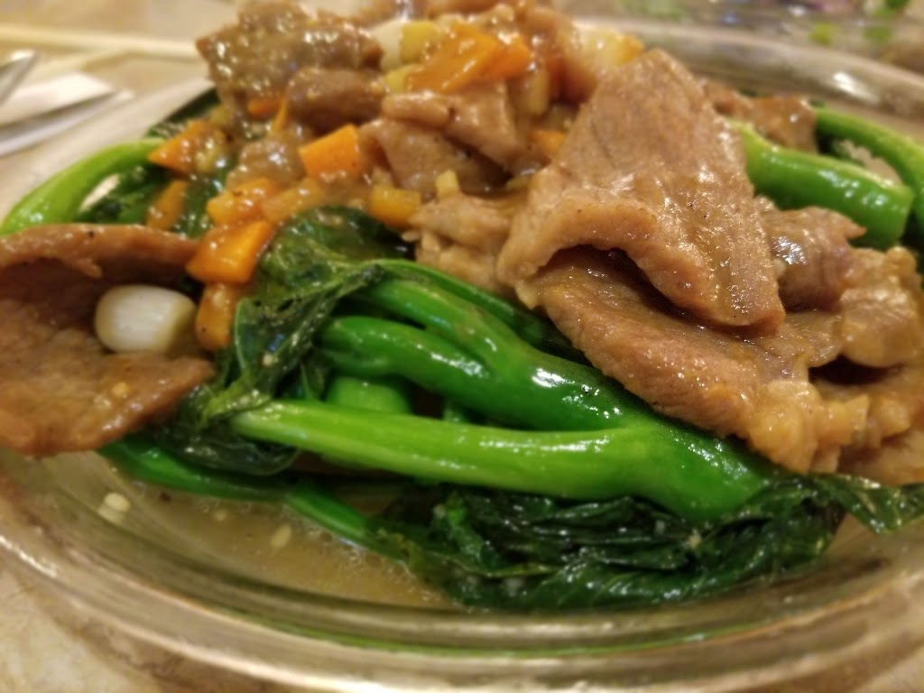 Purple Garden Chinese Restaurant | 1551 Cedar Hill Cross Rd, Victoria, BC V8P 2P2, Canada | Phone: (250) 477-8820