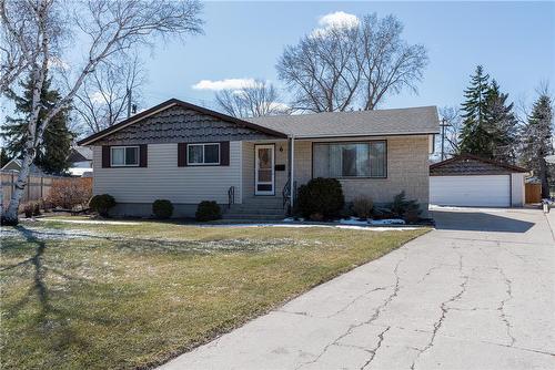 Sell My House Fast - We Buy Houses | 16 Livingstone Crescent, St. Albert, AB T8N 2H3, Canada | Phone: (587) 415-0587