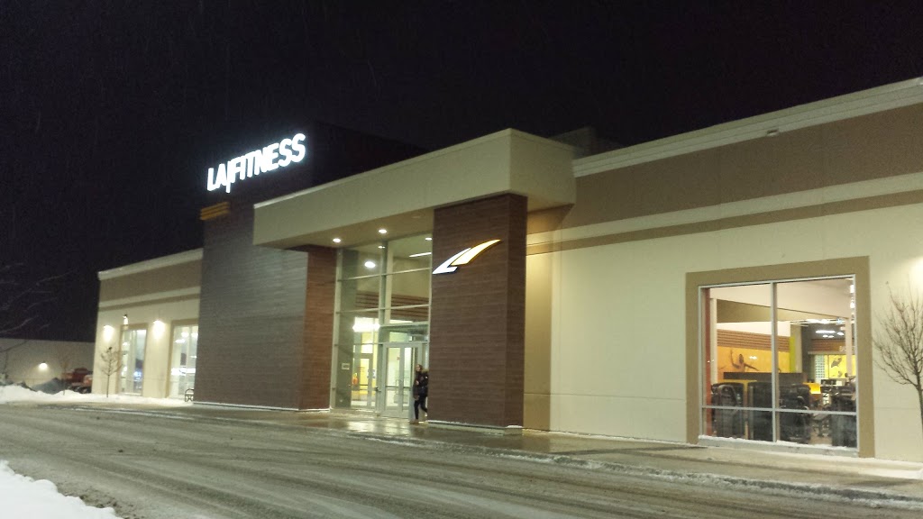 LA Fitness | gym | 527 Cundles Rd E Building D, Barrie, ON L4M 0J7, Canada | 7053022365 OR +1 705-302-2365