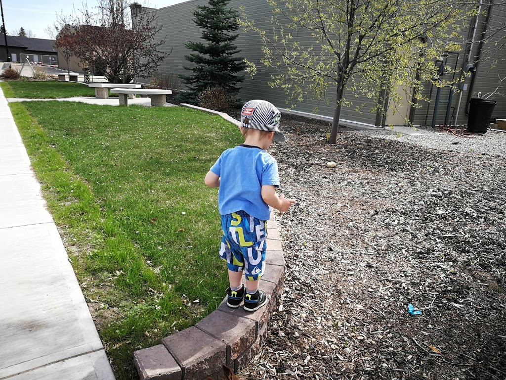 Carstairs Splash Park | 302 11 Ave N, Carstairs, AB T0M 0N0, Canada