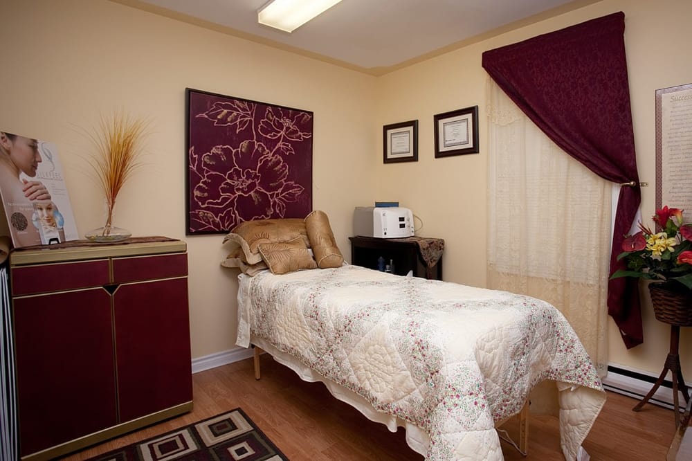 Slic Laser Hair Removal Clinic | 3 Pinehill Dr, Lower Sackville, NS B4C 1N4, Canada | Phone: (902) 865-1516