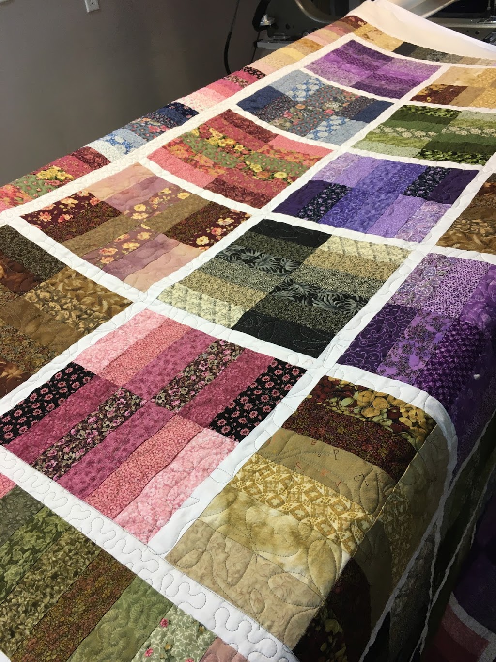 Quilty Medic - Long Arm Quilting Service | 197 Angeline St N, Lindsay, ON K9V 4Y5, Canada | Phone: (705) 340-8554