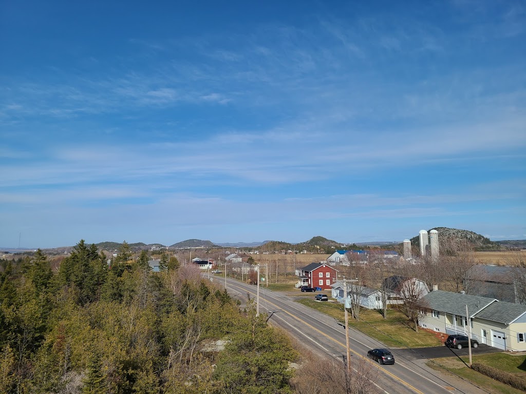 Casse-Croûte de la halte | 53-A QC-132, La Pocatière, QC G0R 1Z0, Canada | Phone: (418) 856-5810