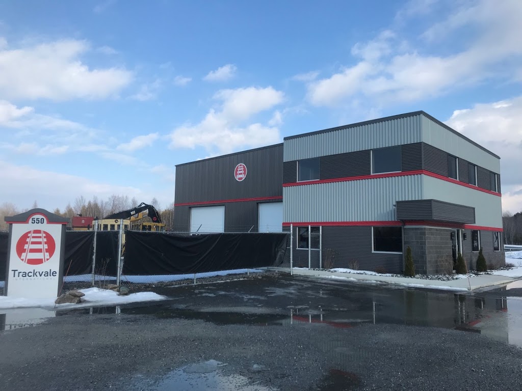 TRACKVALE INTL | 550 Rue Roger, Acton Vale, QC J0H 1A0, Canada | Phone: (450) 548-5621
