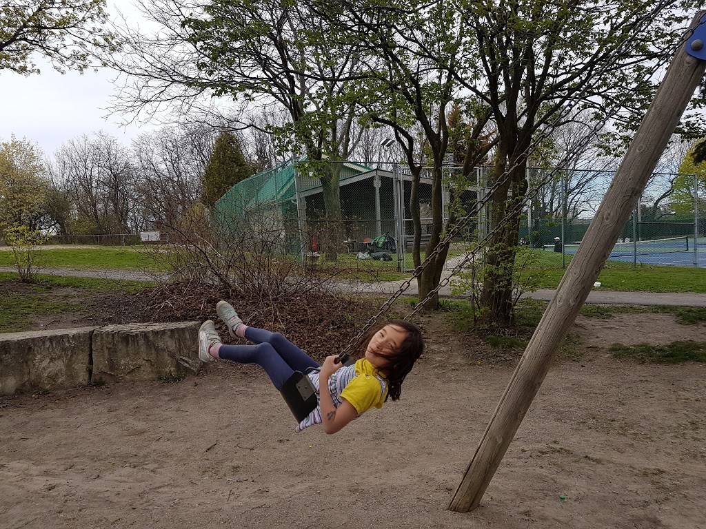 Dunlace Park | 28 Dunlace Dr, North York, ON M2L 2S1, Canada | Phone: (416) 338-4386