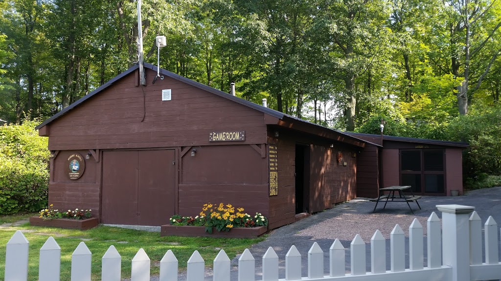 Merry Knoll Campground | 38115 NY-12E, Clayton, NY 13624, USA | Phone: (315) 686-3055