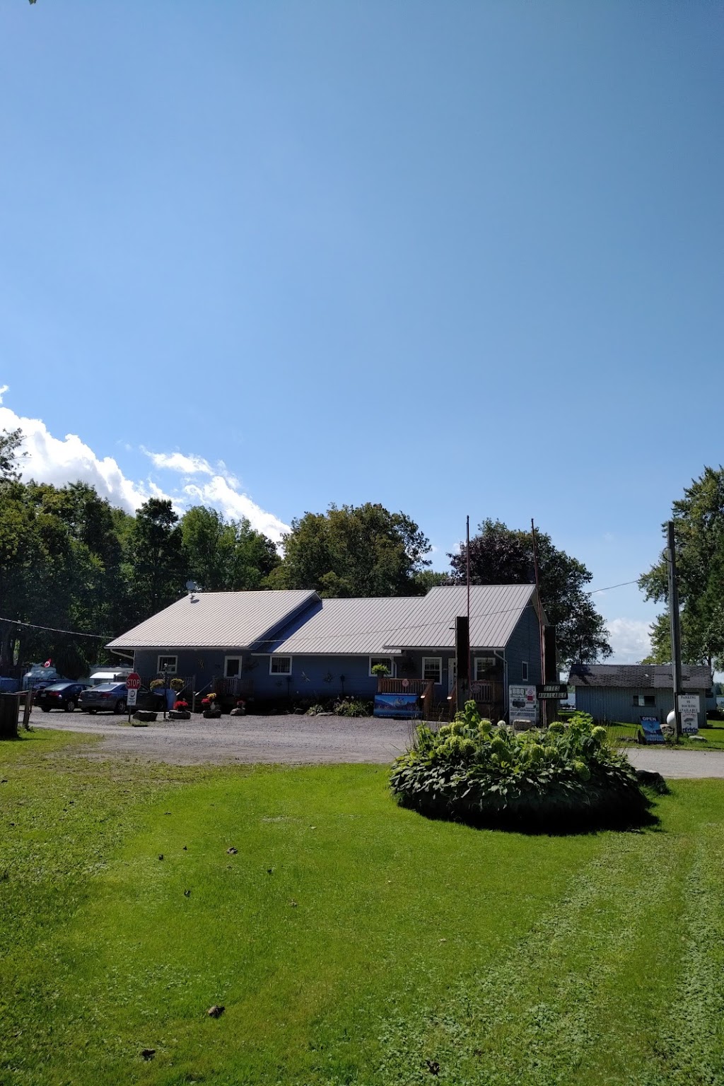 Fishermans Paradise Resort | 1571 13th Line E, Marmora, ON K0K 2M0, Canada | Phone: (705) 653-1537