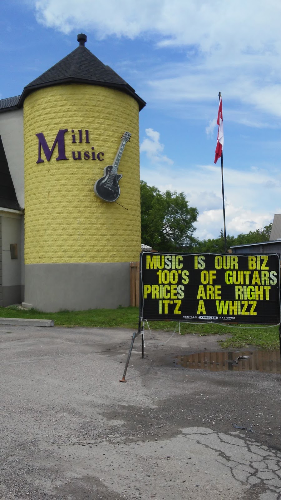 Mill Music | 28 Raglan St N, Renfrew, ON K7V 1N6, Canada | Phone: (613) 432-4381